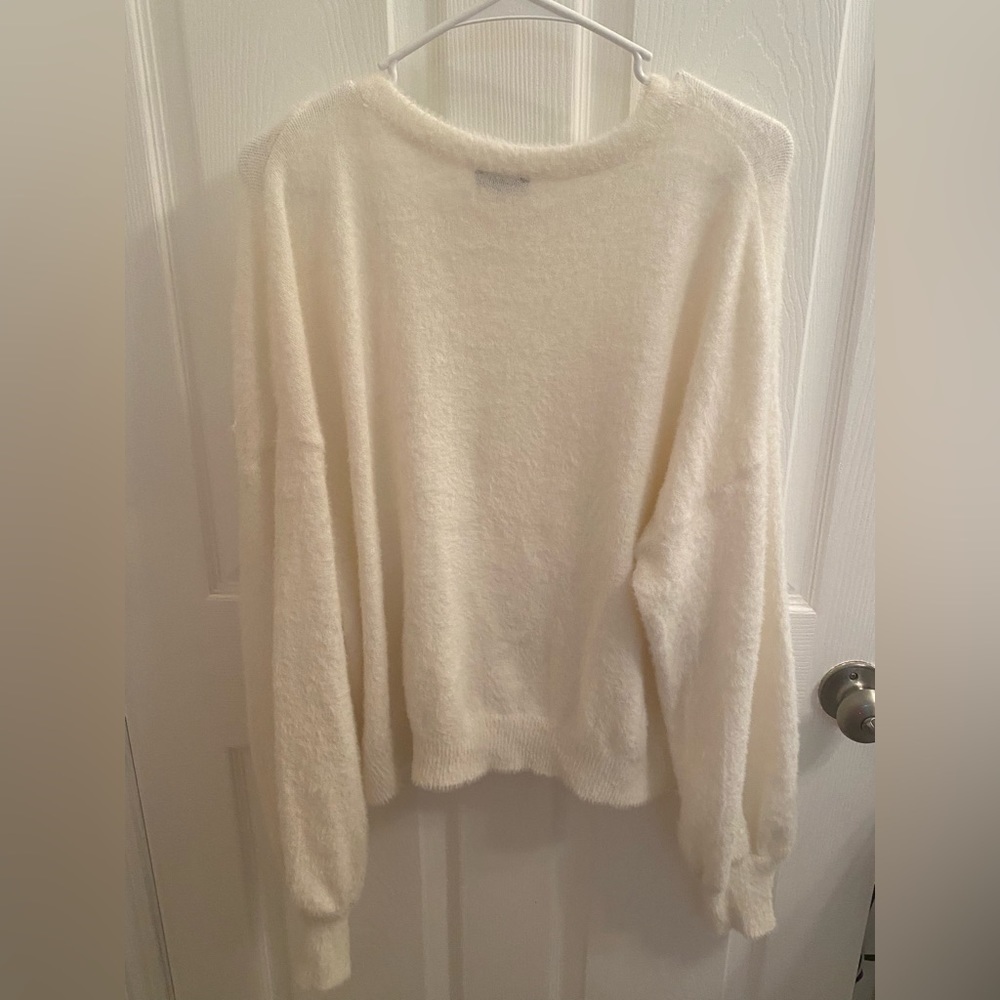 Express Sweater - Picture 2 of 2